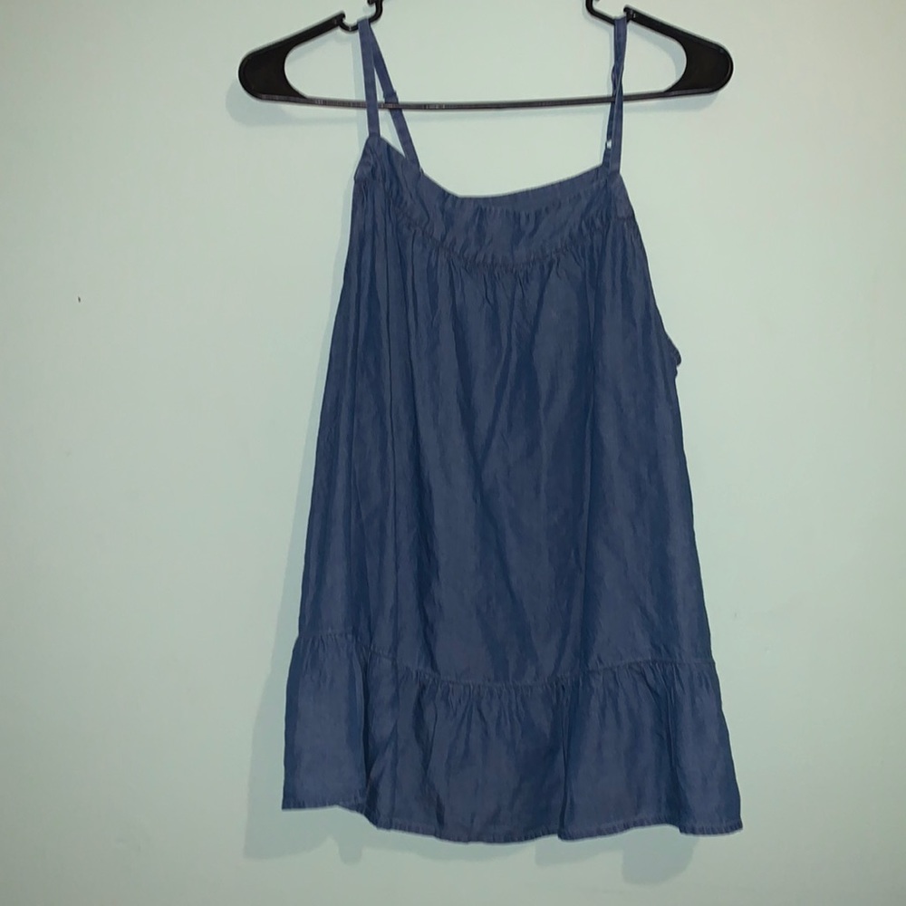 Brand Old Navy. Size Large. Color Blue Jean look